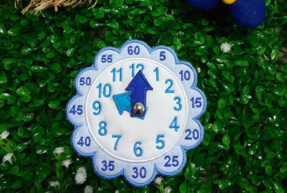 Learning Time Clock: A Delightful Embroidery Design for Meaningful Gifts